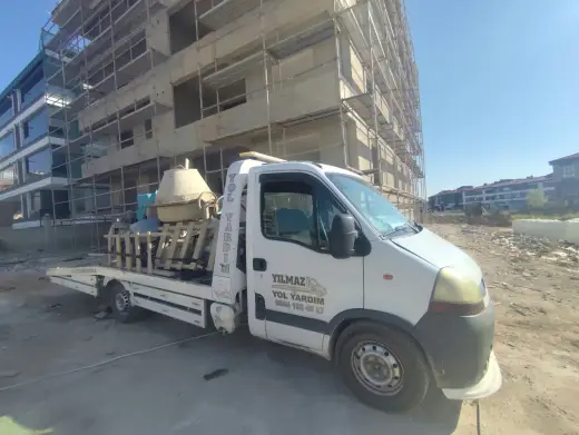 Yılmaz Yol Yardım çekici ve oto kurtarma çalışması 9